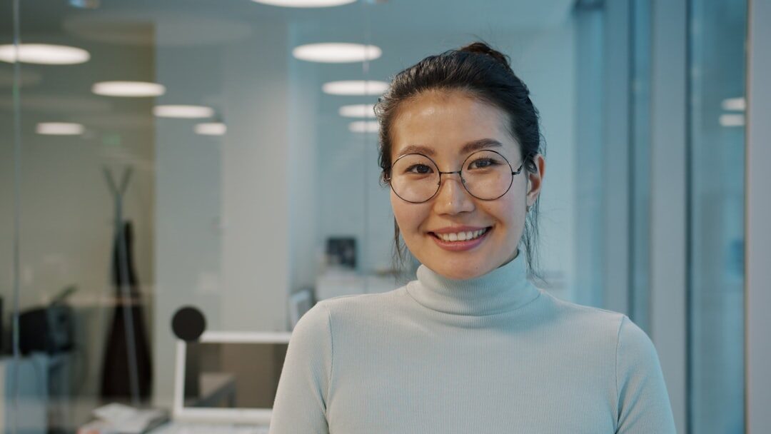 Portrait of a Walloon financial analyst woman